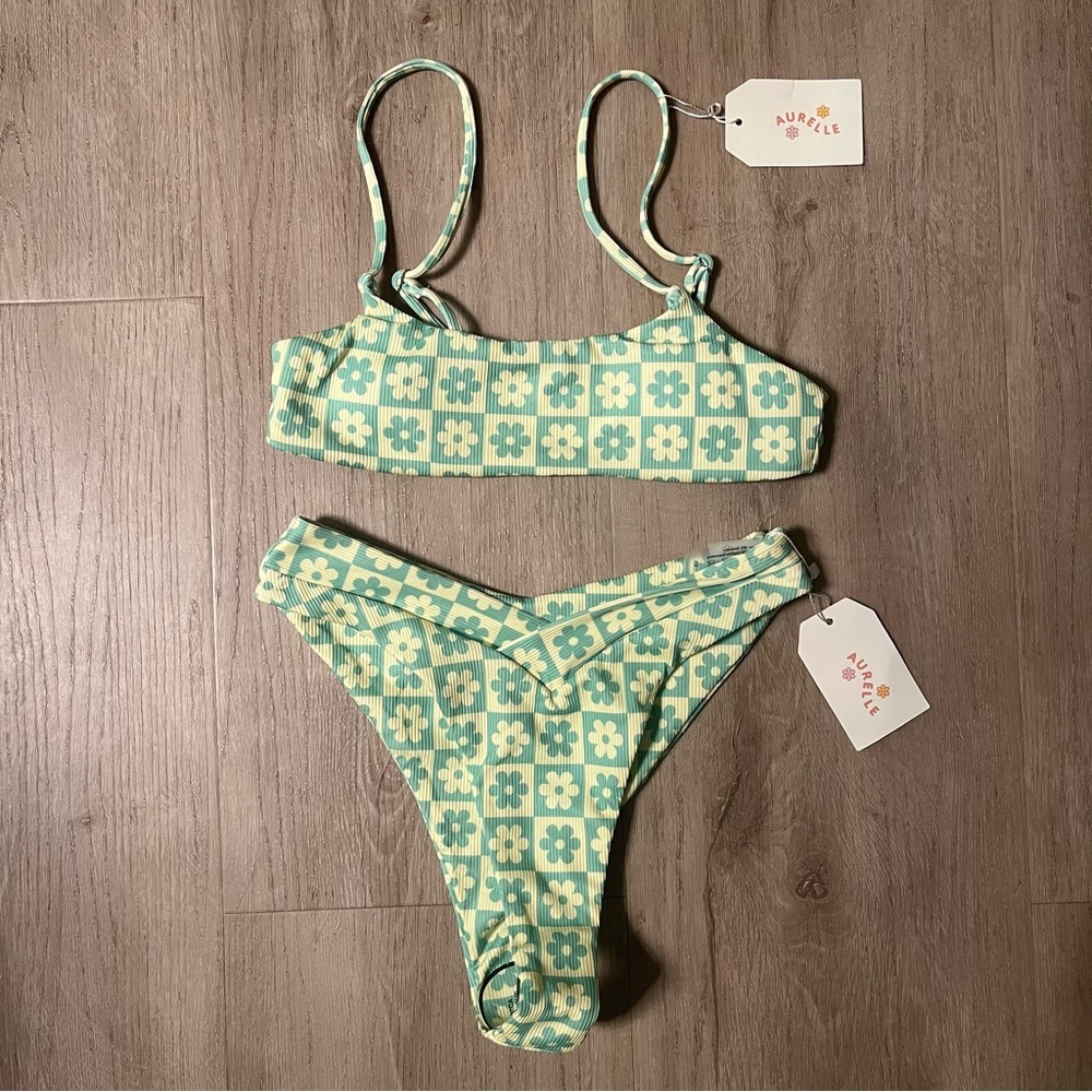 Aurelle 2 piece bathing suit!
